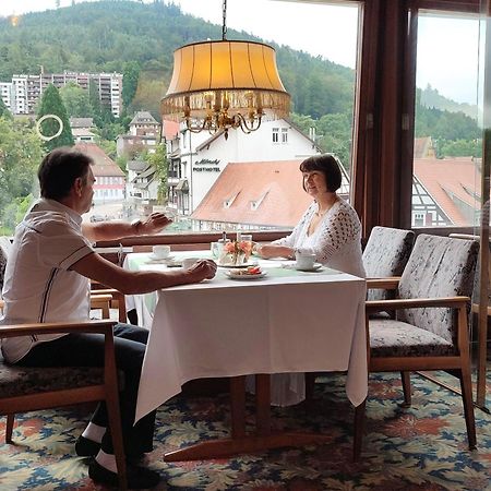Hotel Harzer Am Kurpark Bad Herrenalb Buitenkant foto